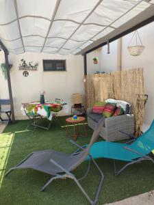 Chez Brigitte Chambre d hôtes avec cour privative,piscine,