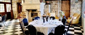 Hotels Logis Hotel De France- Restaurant GRILL : photos des chambres