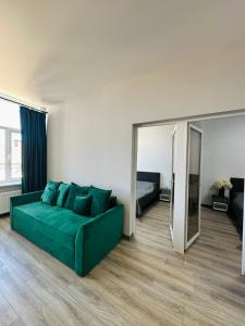 3х кімнатні апартаменти на Франка 1