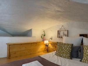 Appartements Cote Cour - Studio voute by PRIM0 C0NCIERGERIE : photos des chambres