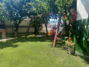 Garden House Kavala, Modern Apartment with BBQ, Motorcycle Parking & Beach Access