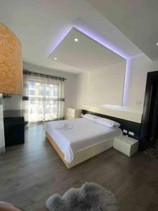 Quiet, Condo in the heart of Vlore!