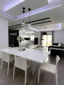 Quiet, Condo in the heart of Vlore!