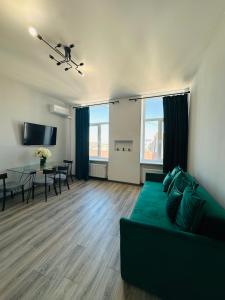 3х кімнатні апартаменти на Франка 1