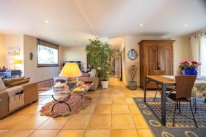 Villas La Desirade - spacieuse villa avec piscine : photos des chambres