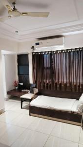 Hotel Park Inn Shirdi - 100m From the Sai Temple