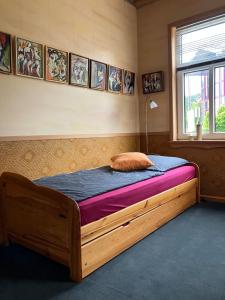 Wandergesellenzimmer mit Bad und Küche