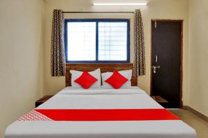 Hotel O Dhuldev Executive Rooms