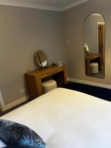 The West Wing - 1Bedroom Annexe with parking