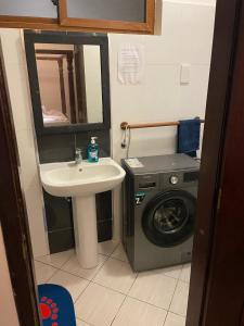 Gloden View Apartments