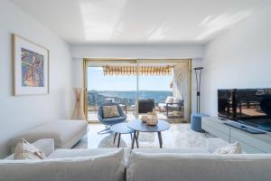2-Br Apartment Sea View & Pool Cannes Croix des Gardes