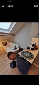 Studio Courbevoie gare La Défense tout équipé !