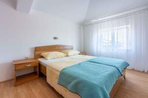 Two-Bedroom Apartment Crikvenica 32