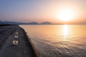 Aethrion Villas & Suites