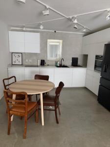 Tiny House, podkrovní apartmán a apartmán s výhledem do zahrady