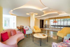 Sukama Resort and Spa