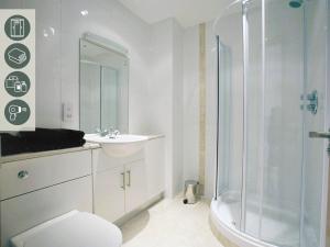 St Angelas Lakeside Aparthotel SALA