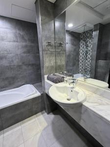 Luxury Private Capsule Room near Business Bay Downtown