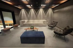 Flat moderno com ampla varanda no bairro Jardins