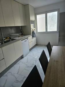 Sejours chez l'habitant Appartement refait a neuf I chambre #3 sur 4 : photos des chambres