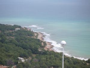 LUJOSO ATICO-DUPLEX FRENTE AL MAR