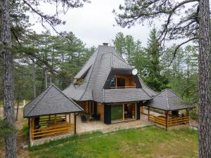 Apartman Crni bor 1 Tara - Ubytování bez kategorie ve městě Kaludjerske Bare