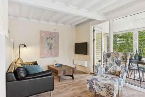 Renovated Gem With View And Sunny Terraces