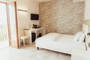 Double Room with Lake View