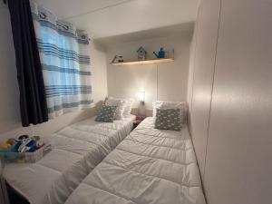 Campings Mobilhome, Carry-Le-Rouet, Bord de mer, Camping Lou Solei, Proche de Marseille Reservation du DIMANCHE au DIMANCHE : photos des chambres