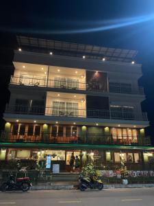 wooden tree nongkhai