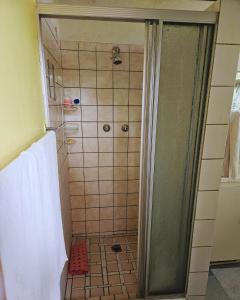 Cottage of the Grumpy Old Man, no loadshedding