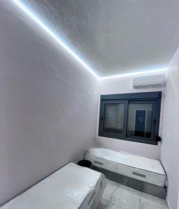 SUNNY 2, Two-bedroom house with parking