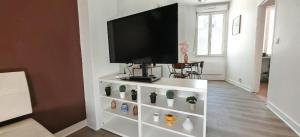 Proche Clignancourt (Métro 4) et Marché aux Puces