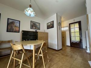 Duplex apartment with WiFi and fireplace