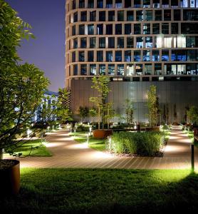 LaKru Apartments Global Office, Free Garage, Self Check-in