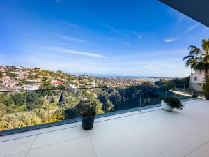 Villas Villa Horizons, Vue Mer & Detente Chic a Super Cannes : photos des chambres