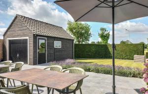 Gorgeous Home In Cadzand With Wifi