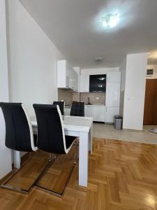 Apartment Gardo - 3hvězdičkové hotely ve městě Budva