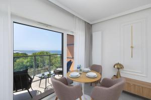 Aquamarina PRIMA Sea View Studio Apartment 076