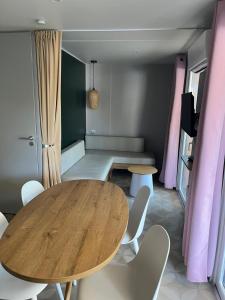 Mobil home 6 personnes à 400m de la mer