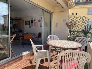 appartement trois pièces avec terrasse