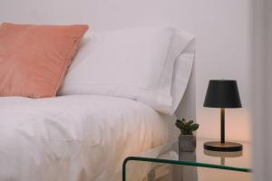 Acogedora y cálida en el centro by CABANA Rentals