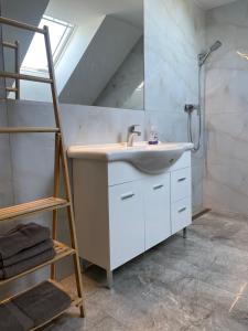 Zerko Holiday Apartment Janko with outdoor JACUZZI for FREE