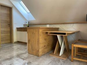 Zerko Holiday Apartment Janko with outdoor JACUZZI for FREE