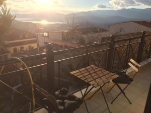 Stone House Overlooking the DELPHIC LANDSCAPE - SEA