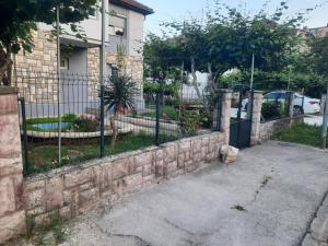 ANA Apartments