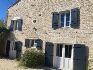 Villas Marais Inn, maison typique avec piscine et jardin arbore, 10 kms Niort : photos des chambres