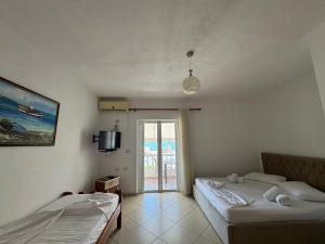 VILLA HYSA Studios & Apartments