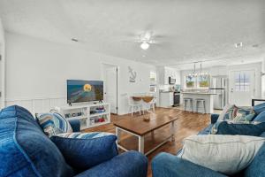 Dunecrest Cottage - Beach Nearby