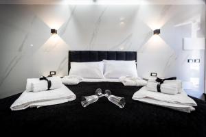 Palermo Luxury Rooms Black